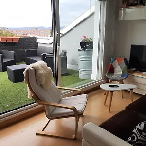 Atico En El Centro De Apartamento